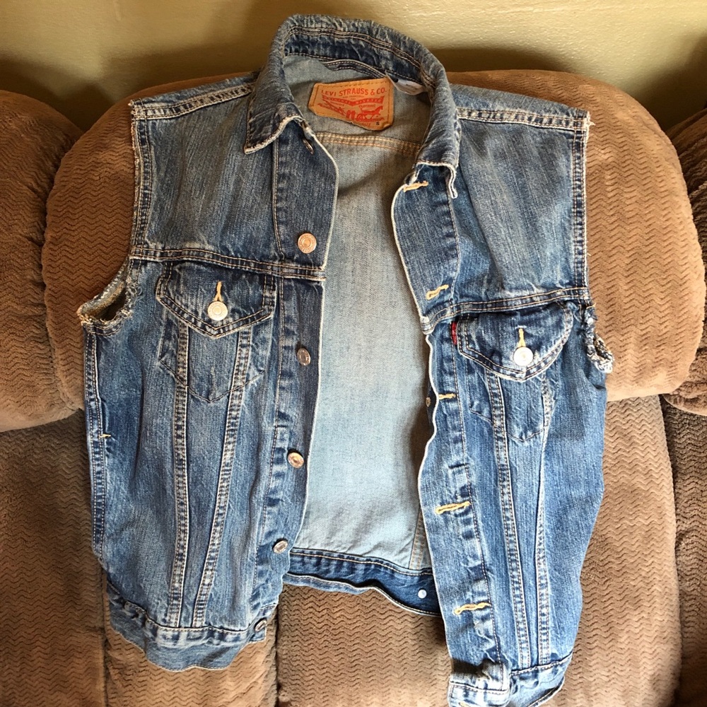 unisex levi’s cut denim jacket